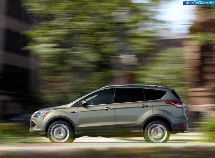 2013 Ford Escape/Kuga - фотография 42 из 138