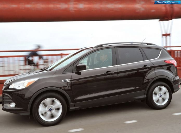 2013 Ford Escape/Kuga - фотография 46 из 138