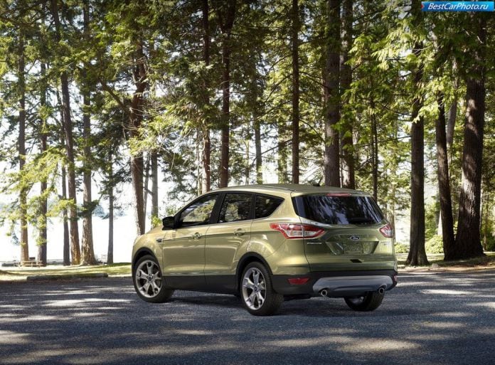 2013 Ford Escape/Kuga - фотография 67 из 138