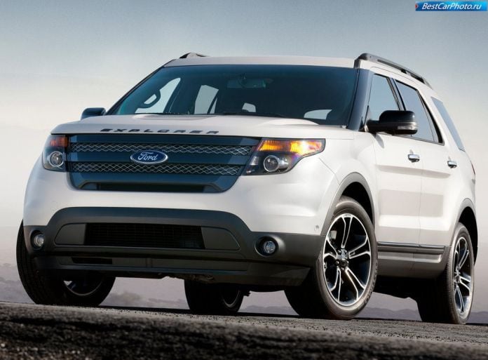 2013 Ford Explorer Sport - фотография 1 из 41