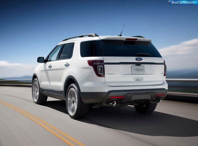 2013 Ford Explorer Sport - фотография 11 из 41