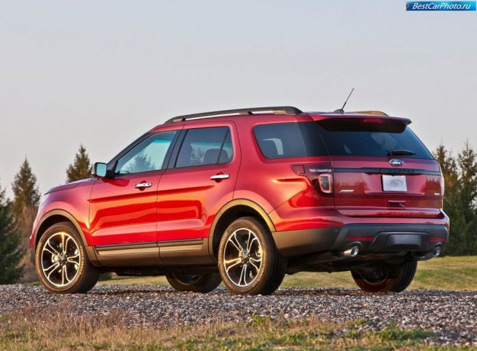 2013 Ford Explorer Sport - фотография 12 из 41