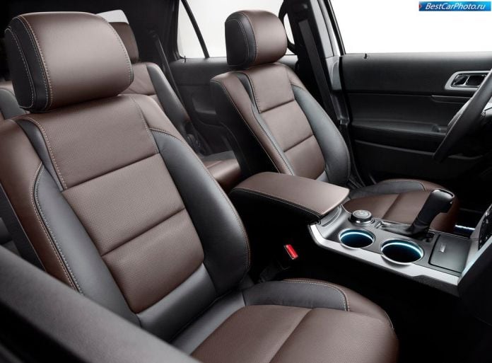 2013 Ford Explorer Sport - фотография 19 из 41