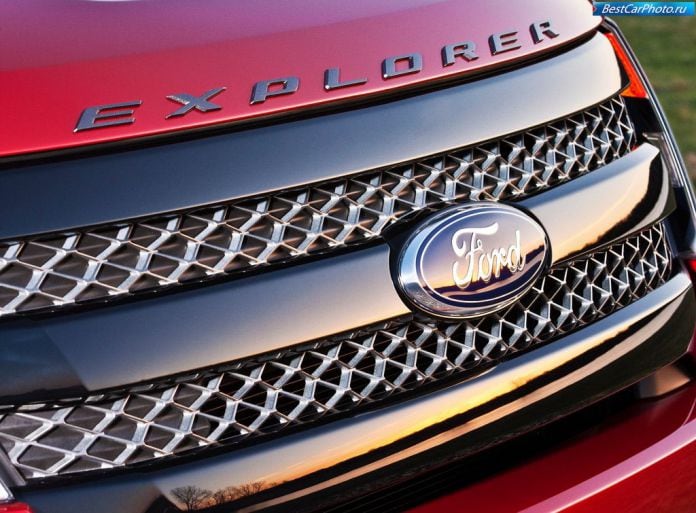 2013 Ford Explorer Sport - фотография 24 из 41