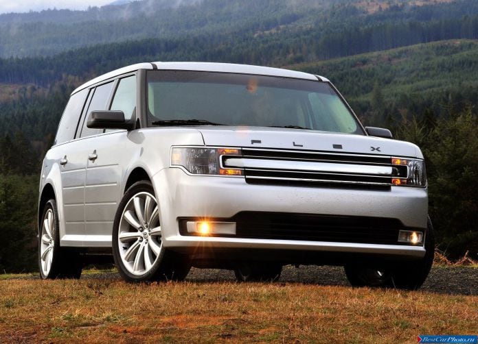 2013 Ford Flex - фотография 2 из 68