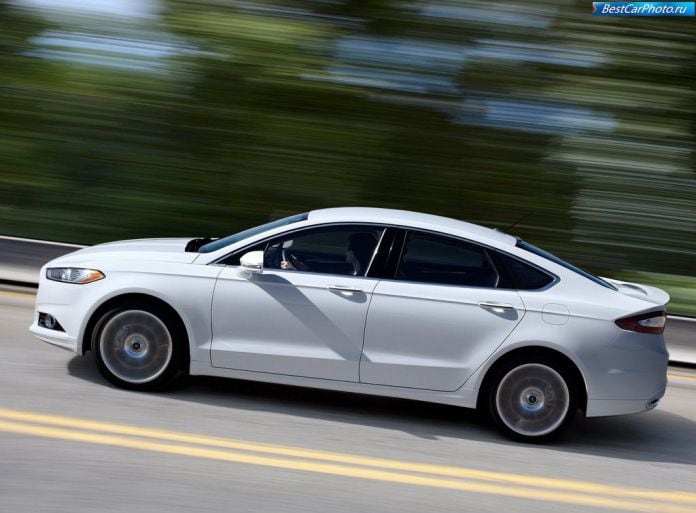 2013 Ford Fusion/Mondeo - фотография 7 из 39