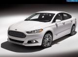 ford_2013-fusion_1024x768_018.jpg