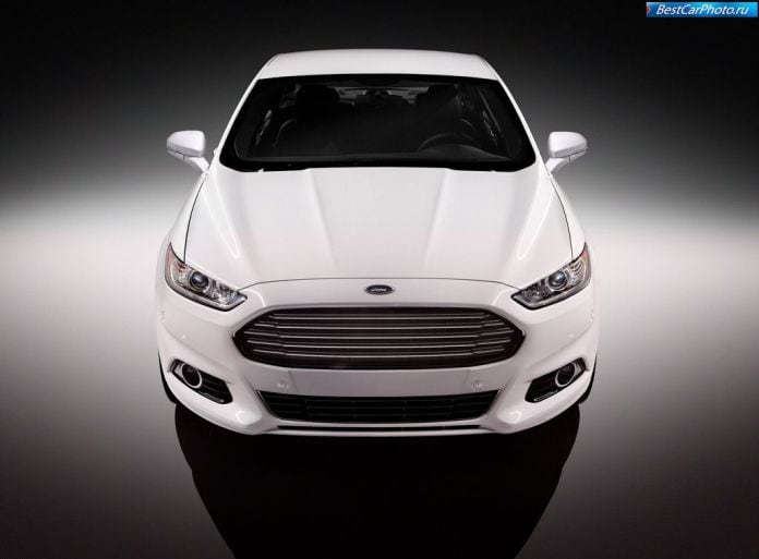 2013 Ford Fusion/Mondeo - фотография 28 из 39