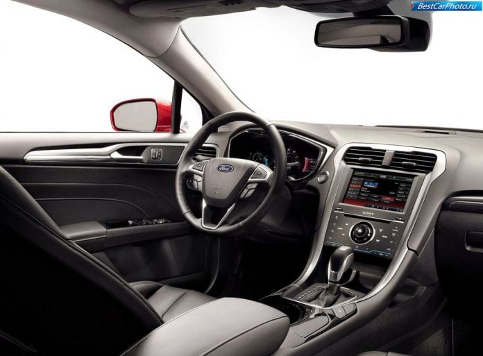2013 Ford Fusion/Mondeo - фотография 33 из 39