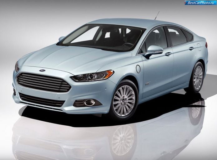 2013 Ford Fusion/Mondeo Energi - фотография 2 из 12