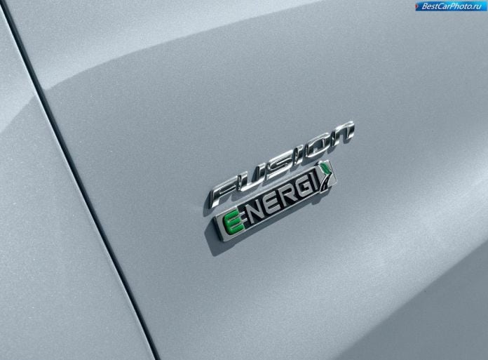 2013 Ford Fusion/Mondeo Energi - фотография 12 из 12