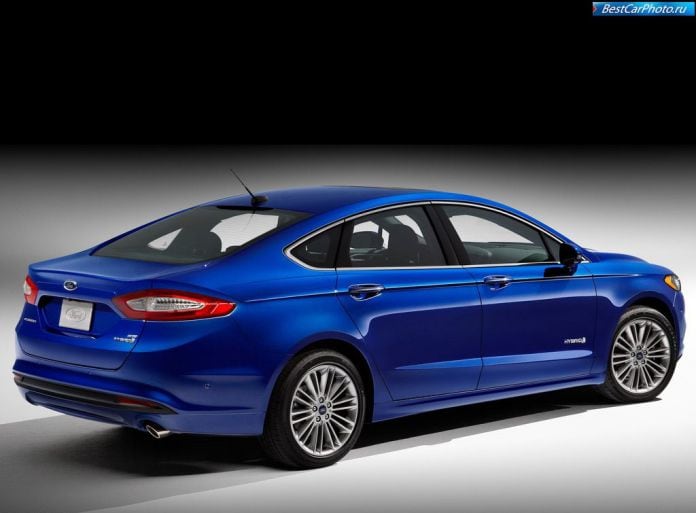2013 Ford Fusion/Mondeo Hybrid - фотография 3 из 23