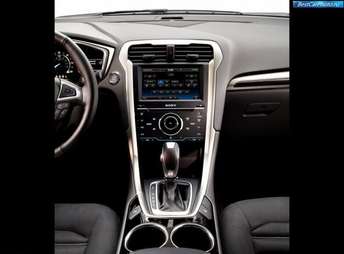 2013 Ford Fusion/Mondeo Hybrid - фотография 23 из 23