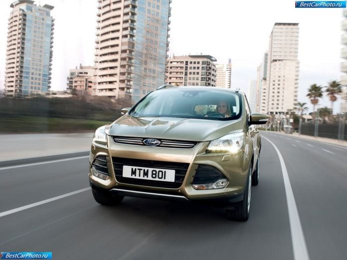 2013 Ford Kuga - фотография 8 из 31