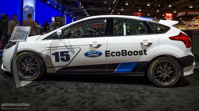 2013 Ford Focus ST-R - фотография 3 из 9