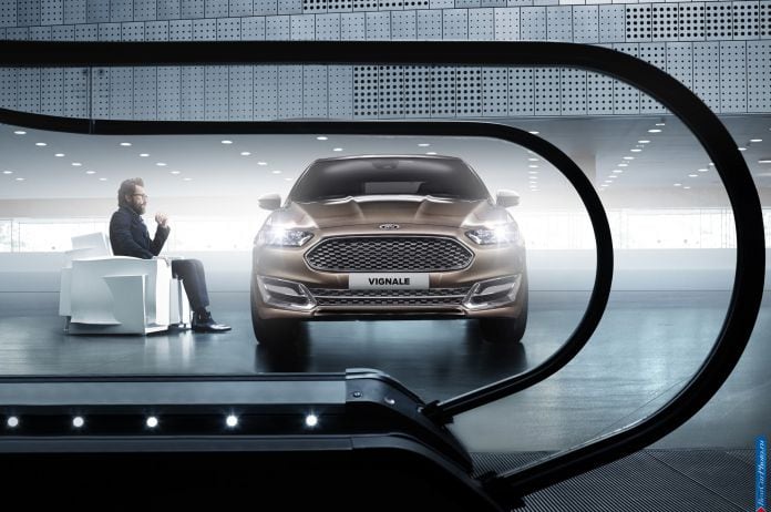 2013 Ford Mondeo Vignale Concept - фотография 3 из 25