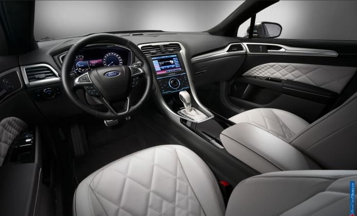 2013 Ford Mondeo Vignale Concept - фотография 13 из 25