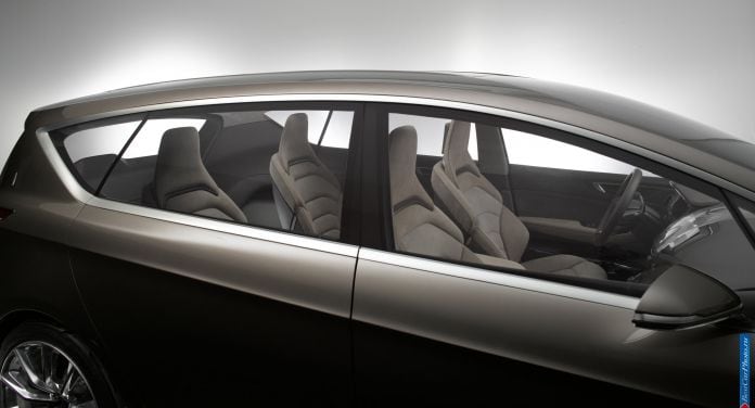 2013 Ford S-Max Concept - фотография 20 из 51