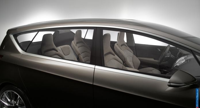 2013 Ford S-Max Concept - фотография 21 из 51
