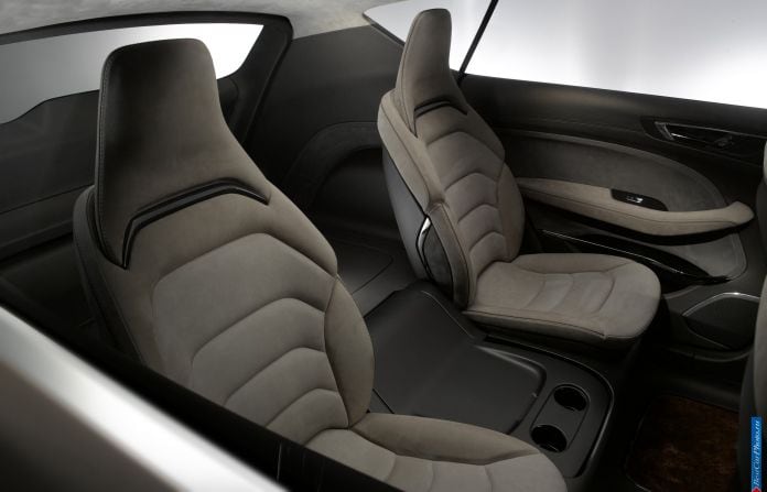 2013 Ford S-Max Concept - фотография 31 из 51