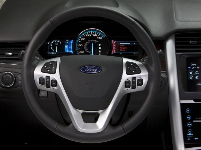 2014 Ford Edge - фотография 8 из 16