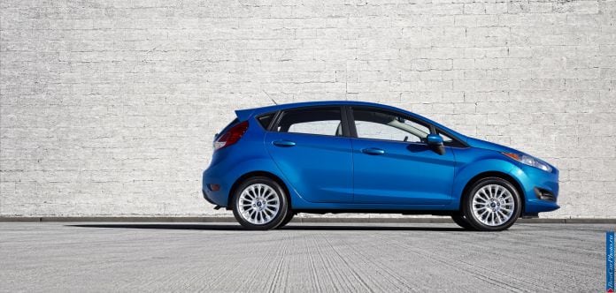 2014 Ford Fiesta - фотография 4 из 25