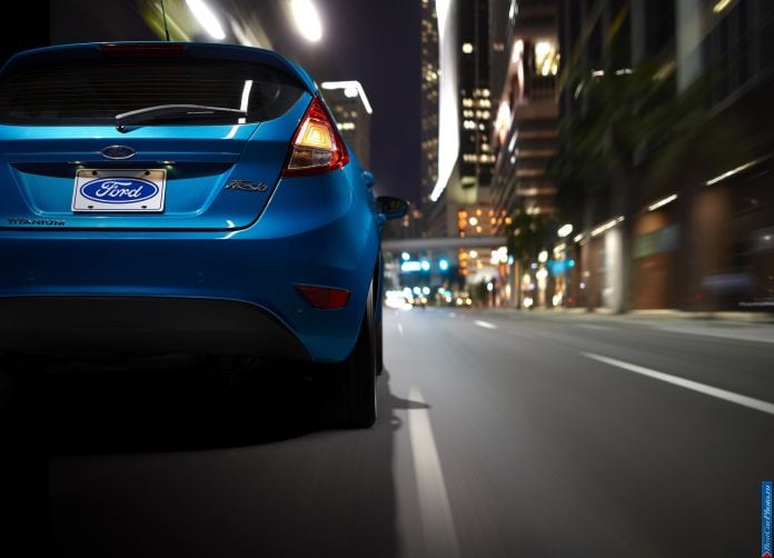 2014 Ford Fiesta - фотография 7 из 25