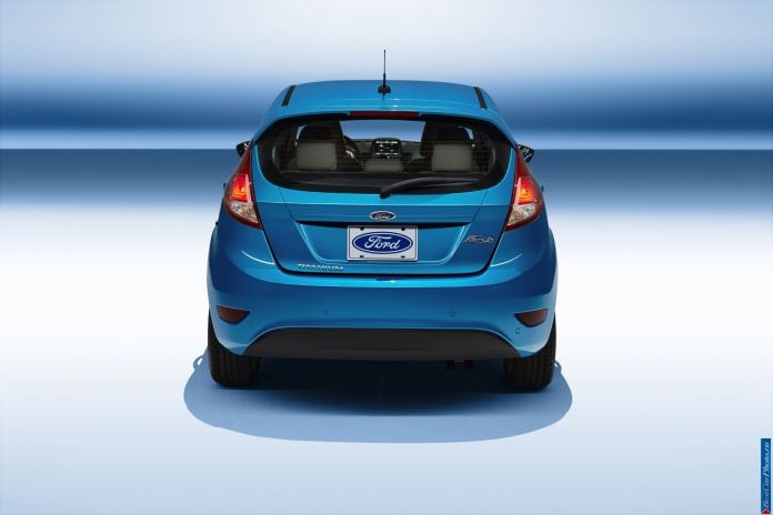 2014 Ford Fiesta - фотография 13 из 25 2014 Ford Fiesta - фотография 13 из 25