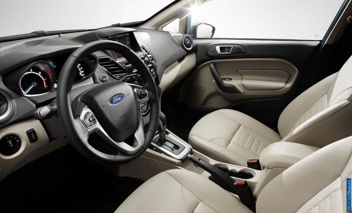 2014 Ford Fiesta - фотография 16 из 25 2014 Ford Fiesta - фотография 16 из 25