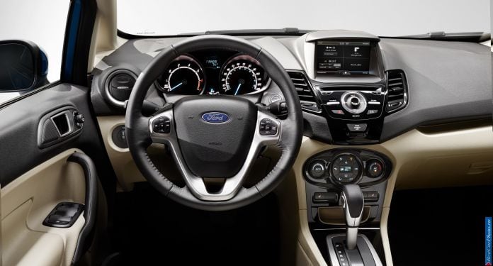 2014 Ford Fiesta - фотография 23 из 25