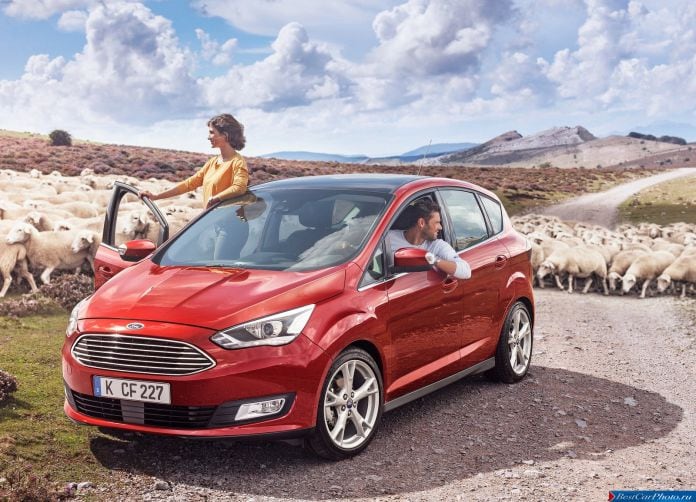 2015 Ford C-Max - фотография 13 из 36