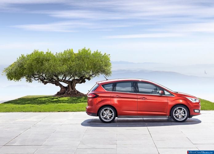 2015 Ford C-Max - фотография 15 из 36