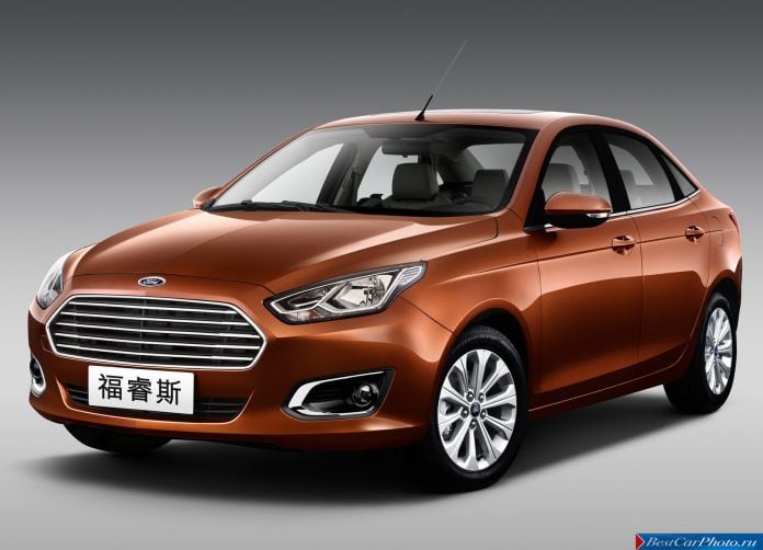 2015 Ford Escort - фотография 3 из 21
