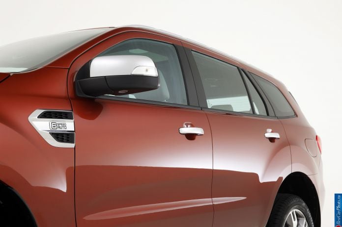 2015 Ford Everest - фотография 12 из 46 2015 Ford Everest - фотография 12 из 46