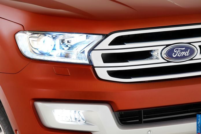 2015 Ford Everest - фотография 13 из 46 2015 Ford Everest - фотография 13 из 46