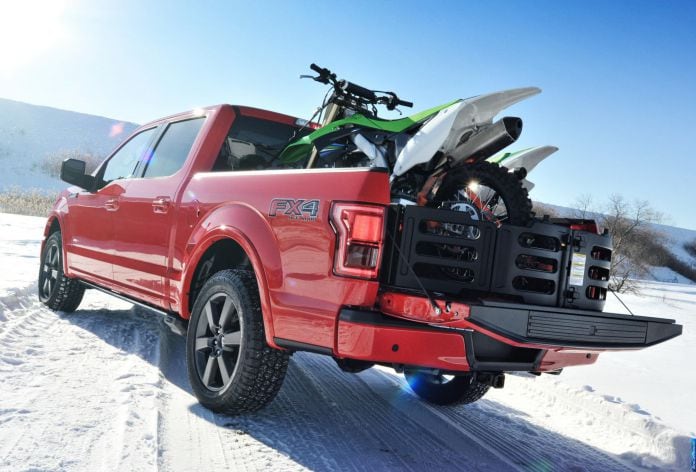2015 Ford F-150 - фотография 3 из 31