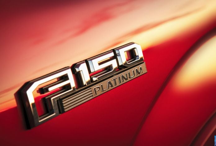 2015 Ford F-150 - фотография 16 из 31
