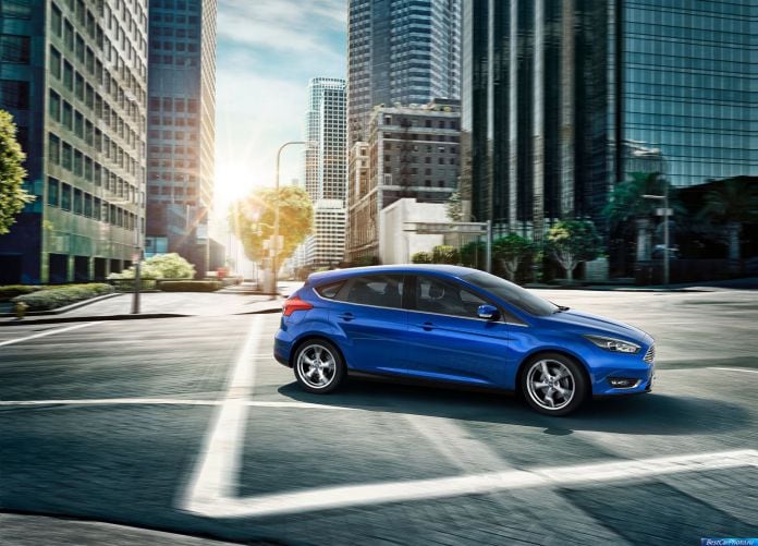 2015 Ford Focus - фотография 6 из 47