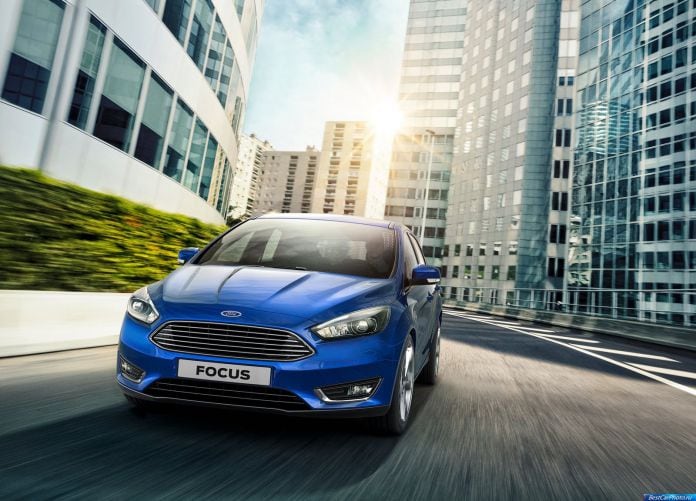 2015 Ford Focus - фотография 9 из 47