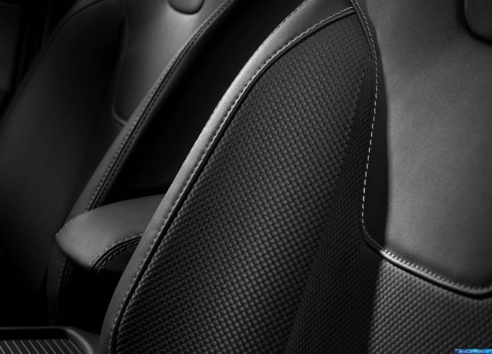 2015 Ford Focus - фотография 34 из 47