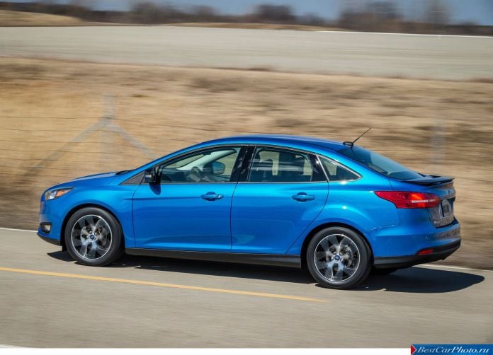 2015 Ford Focus Sedan - фотография 5 из 25