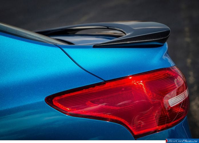 2015 Ford Focus Sedan - фотография 22 из 25