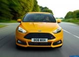 ford_2015_focus_st_009.jpg