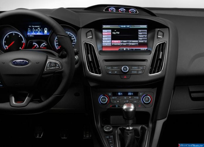 2015 Ford Focus ST - фотография 22 из 62