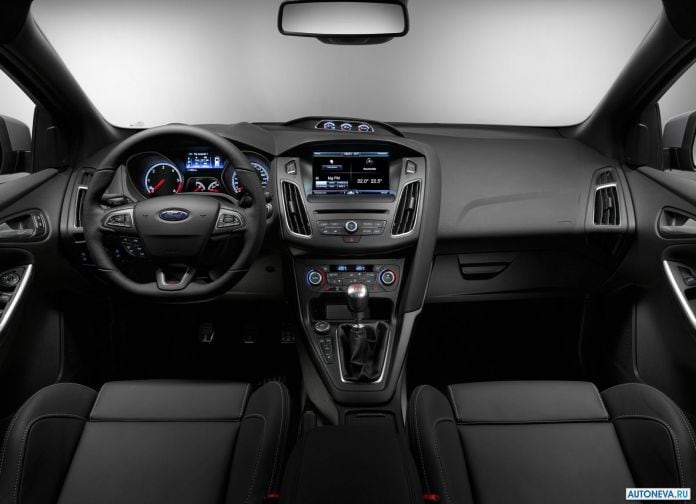 2015 Ford Focus ST - фотография 48 из 62