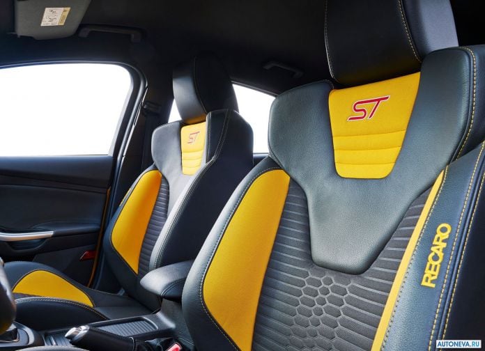 2015 Ford Focus ST - фотография 52 из 62
