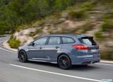 ford_2015_focus_st_wagon_018.jpg