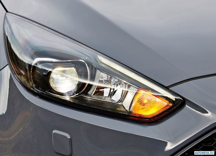 2015 Ford Focus ST Wagon - фотография 29 из 32