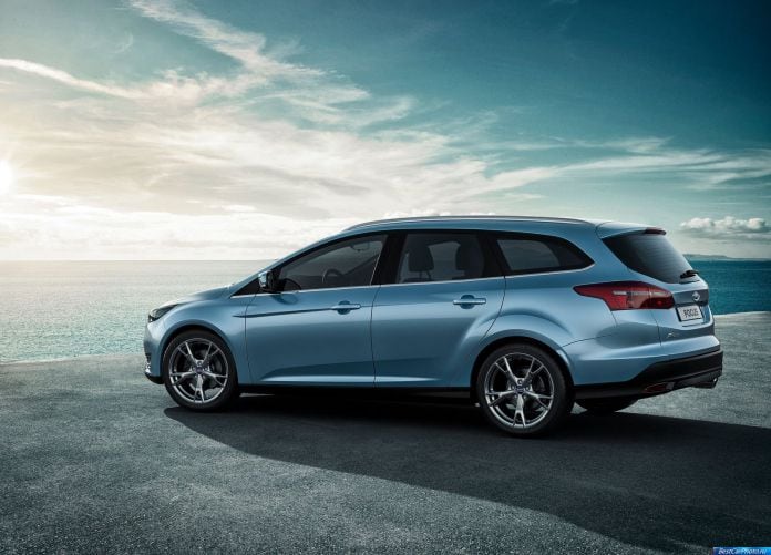 2015 Ford Focus Wagon - фотография 5 из 15