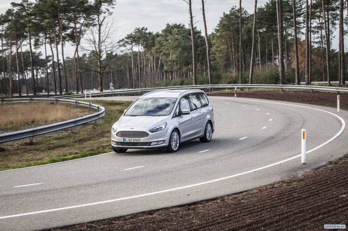 2015 Ford Galaxy - фотография 1 из 23